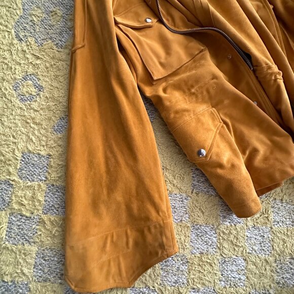 Caramel Oversized Suede Jacket w/adjustable fit and pockets - Picture 10 of 16